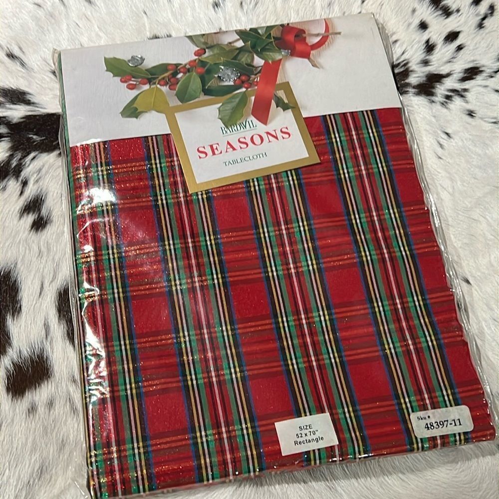 ‎Christmas Bardwil plaid tablecloth